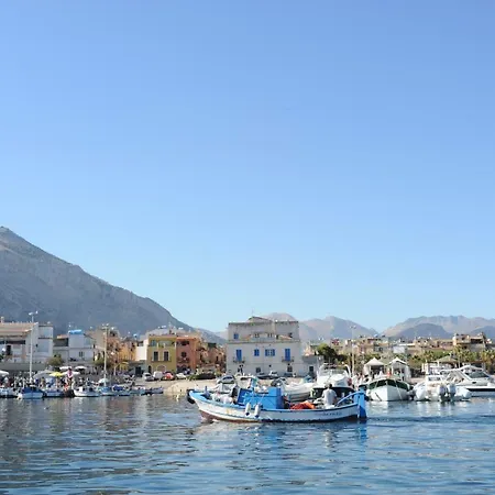 Affittacamere Casa Genna Isola delle Femmine